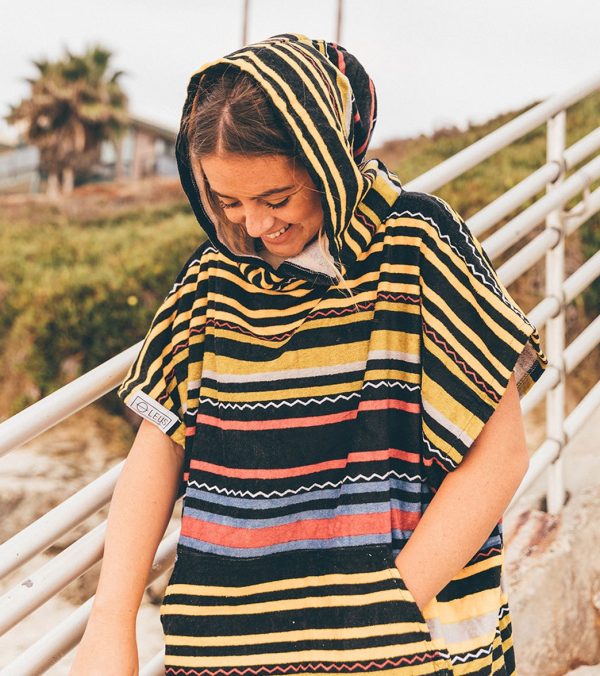 LEUS Towels Unisex Renegade Changing Poncho Supply - Image 3